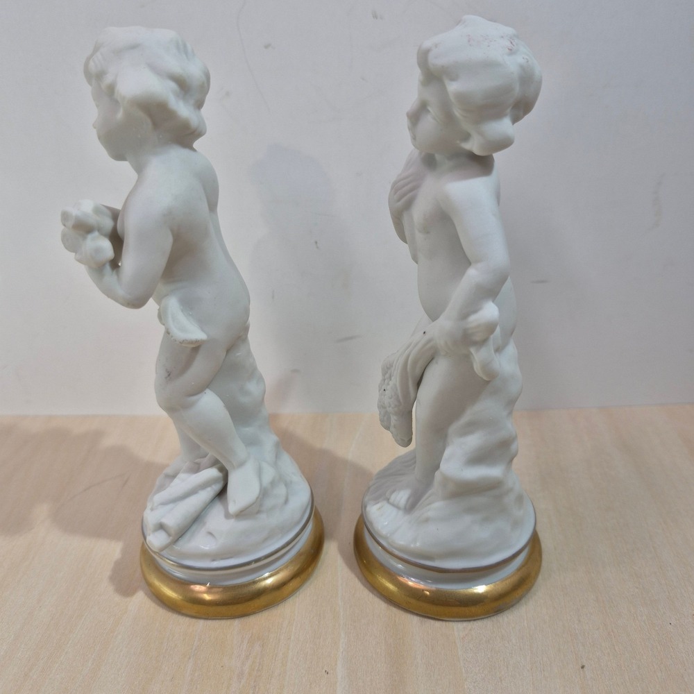 Vintage Cherub Angel Figurines Pair Porcelain‎ Made in Japan Gold Base - Picture 2 of 9